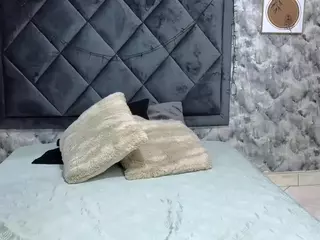 mia-sttorm's Live Sex Cam Show