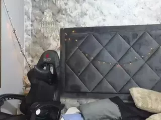 mia-sttorm's Live Sex Cam Show