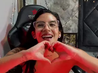 mia-sttorm's Live Sex Cam Show