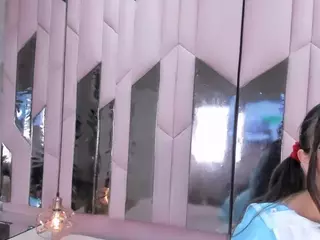 Nahomismith1's Live Sex Cam Show