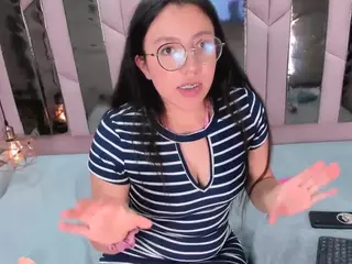 Nahomismith1's Live Sex Cam Show