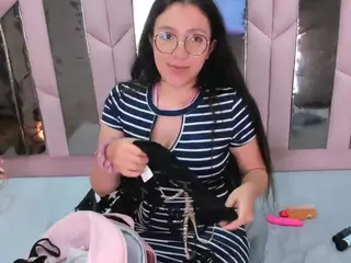 Nahomismith1's Live Sex Cam Show