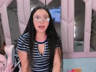 Nahomismith1's Live Sex Cam Show