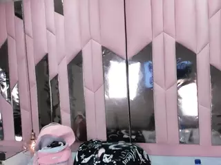 Nahomismith1's Live Sex Cam Show