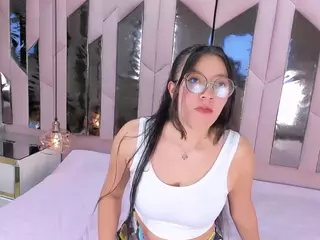 Nahomismith1's Live Sex Cam Show