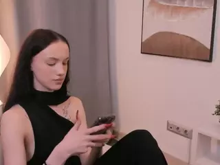 NoreenBand's Live Sex Cam Show