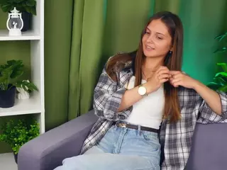 QuennaBeacher's Live Sex Cam Show