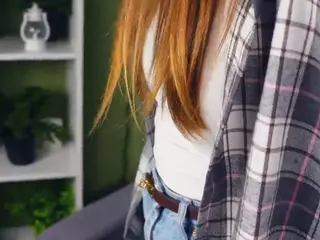 Lois's Live Sex Cam Show
