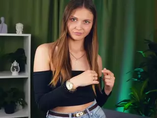 Lois's Live Sex Cam Show
