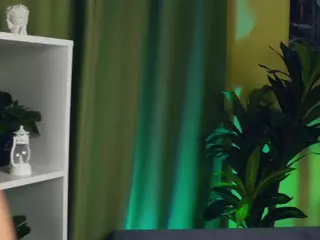 Lois's Live Sex Cam Show
