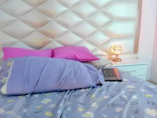 samanthaevans00's Live Sex Cam Show