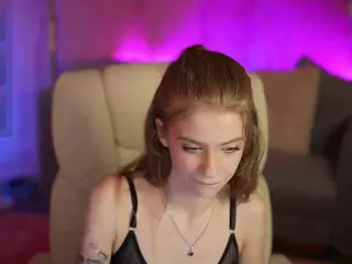 SandyLay's Live Sex Cam Show