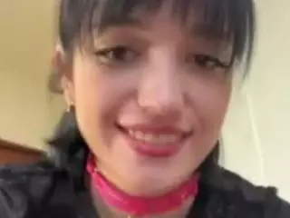 SweetBrunetteSurname's Live Sex Cam Show