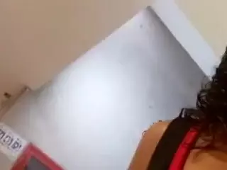 XlittleanaX's Live Sex Cam Show