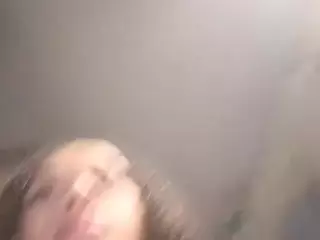 XlittleanaX's Live Sex Cam Show