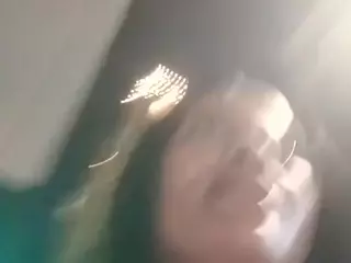 XlittleanaX's Live Sex Cam Show