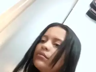 XlittleanaX's Live Sex Cam Show