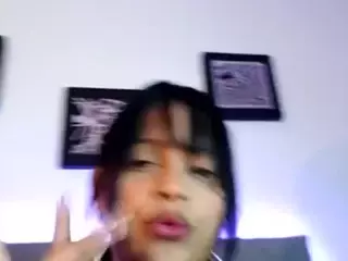 XlittleanaX's Live Sex Cam Show