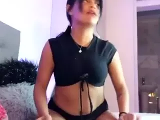 XlittleanaX's Live Sex Cam Show