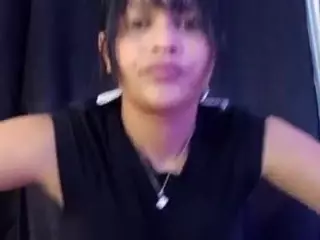 XlittleanaX's Live Sex Cam Show
