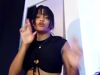 XlittleanaX's Live Sex Cam Show