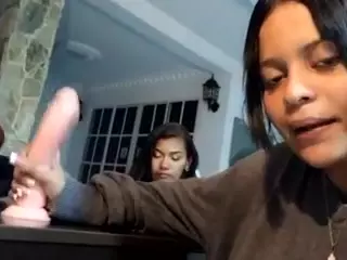 XlittleanaX's Live Sex Cam Show