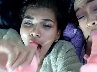 XlittleanaX's Live Sex Cam Show
