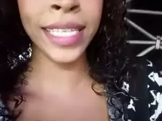 XlittleanaX's Live Sex Cam Show