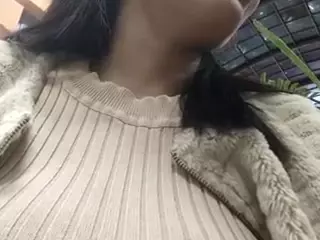 XlittleanaX's Live Sex Cam Show