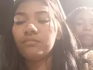 XlittleanaX's Live Sex Cam Show