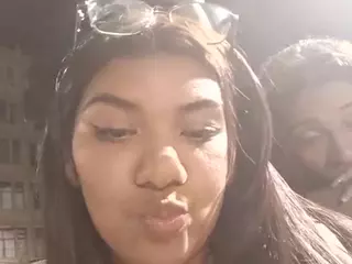XlittleanaX's Live Sex Cam Show