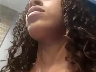 XlittleanaX's Live Sex Cam Show