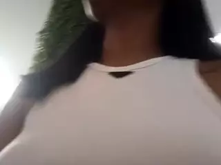 XlittleanaX's Live Sex Cam Show