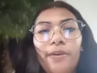 XlittleanaX's Live Sex Cam Show