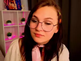 AccaEarney's Live Sex Cam Show