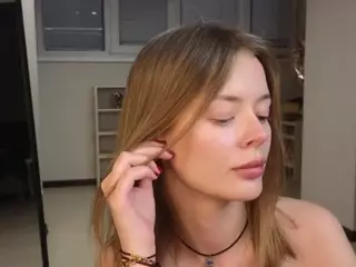 AlodiaDenley's Live Sex Cam Show