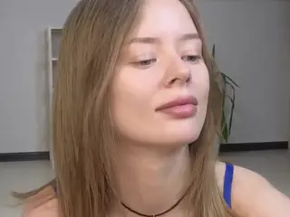 AlodiaDenley's Live Sex Cam Show