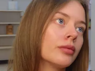 AlodiaDenley's Live Sex Cam Show