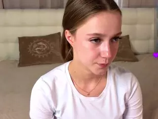AlthenaByfield's Live Sex Cam Show