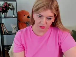 AmyMoonlight's Live Sex Cam Show