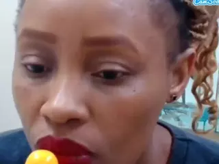 ButterBootyxxx's Live Sex Cam Show