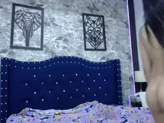 cameron-25's Live Sex Cam Show