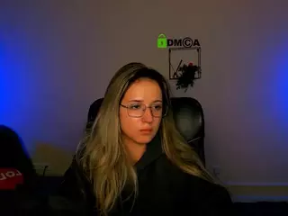 crystal-monroe's Live Sex Cam Show