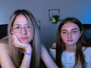 crystal-monroe's Live Sex Cam Show