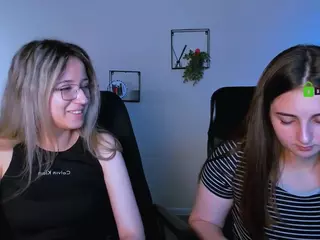 crystal-monroe's Live Sex Cam Show
