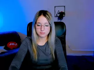 crystal-monroe's Live Sex Cam Show