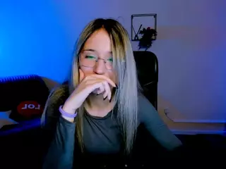 crystal-monroe's Live Sex Cam Show
