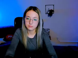 crystal-monroe's Live Sex Cam Show