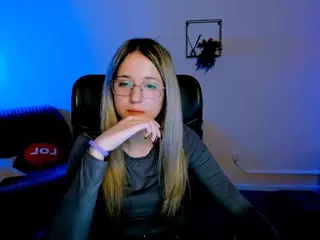 crystal-monroe's Live Sex Cam Show