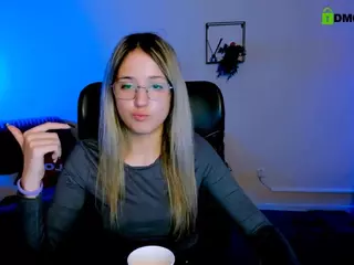 crystal-monroe's Live Sex Cam Show